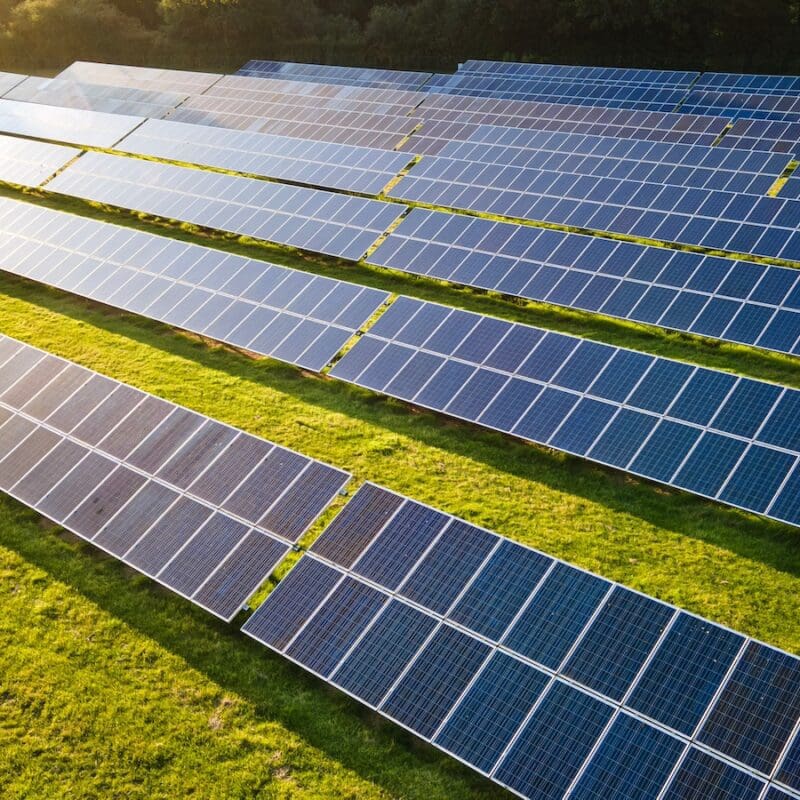 Bloomington, IL Solar and Wind Farms